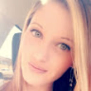 Meet your Posher, Danya